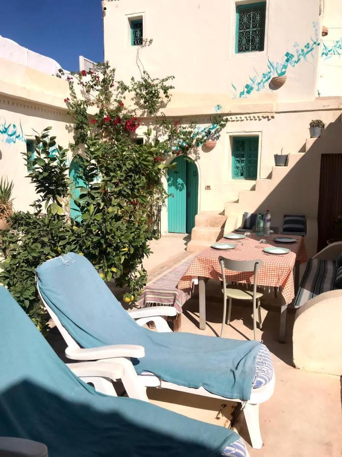 Dar Lily Bed & Breakfast Erriadh Exterior foto