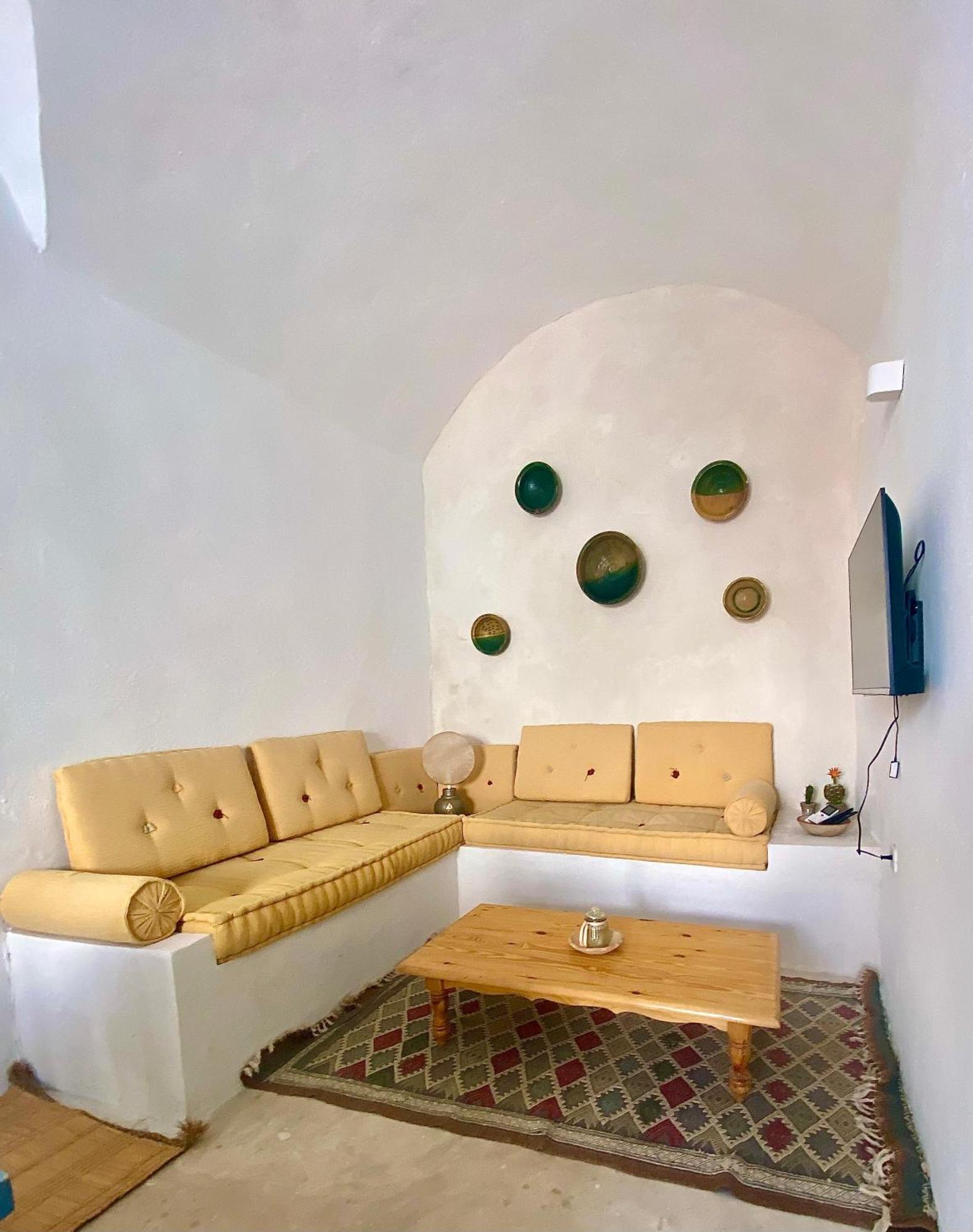 Dar Lily Bed & Breakfast Erriadh Exterior foto